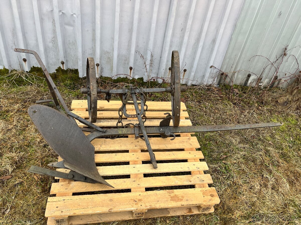 Staré zemědělské stroje - 11