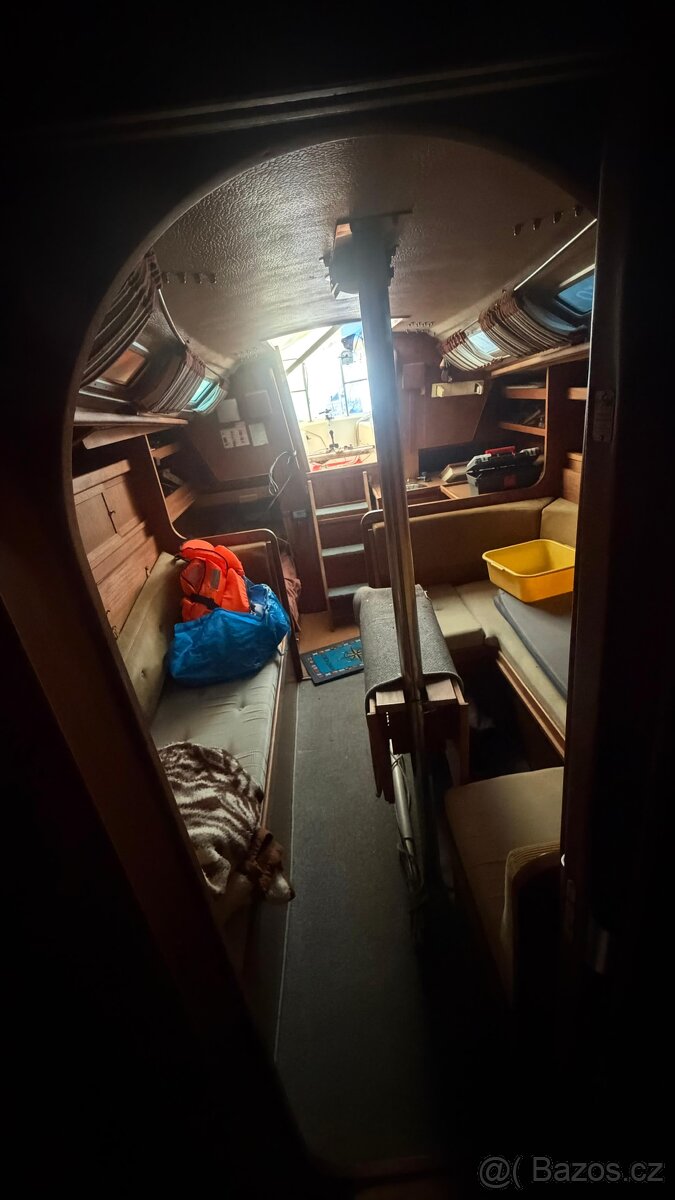 Kajutova plachetnice Granada 31 - 11