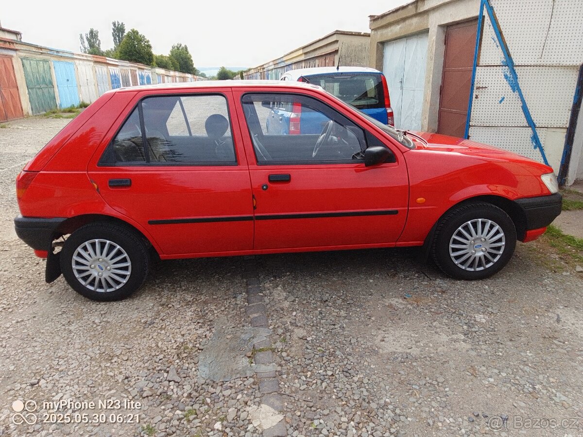 Ford Fiesta 1996 - 11