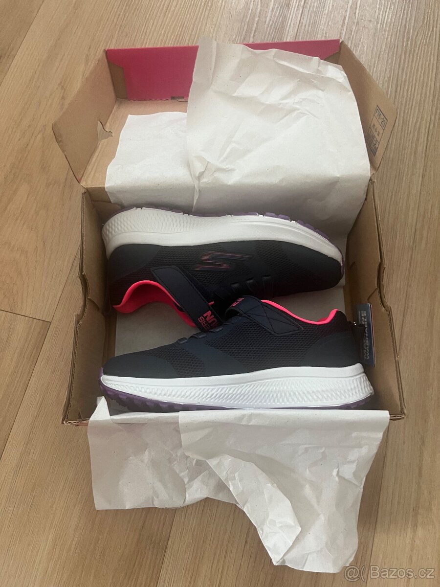 Dívčí tenisky Sketchers vel. 30 - NOVÉ. - 11