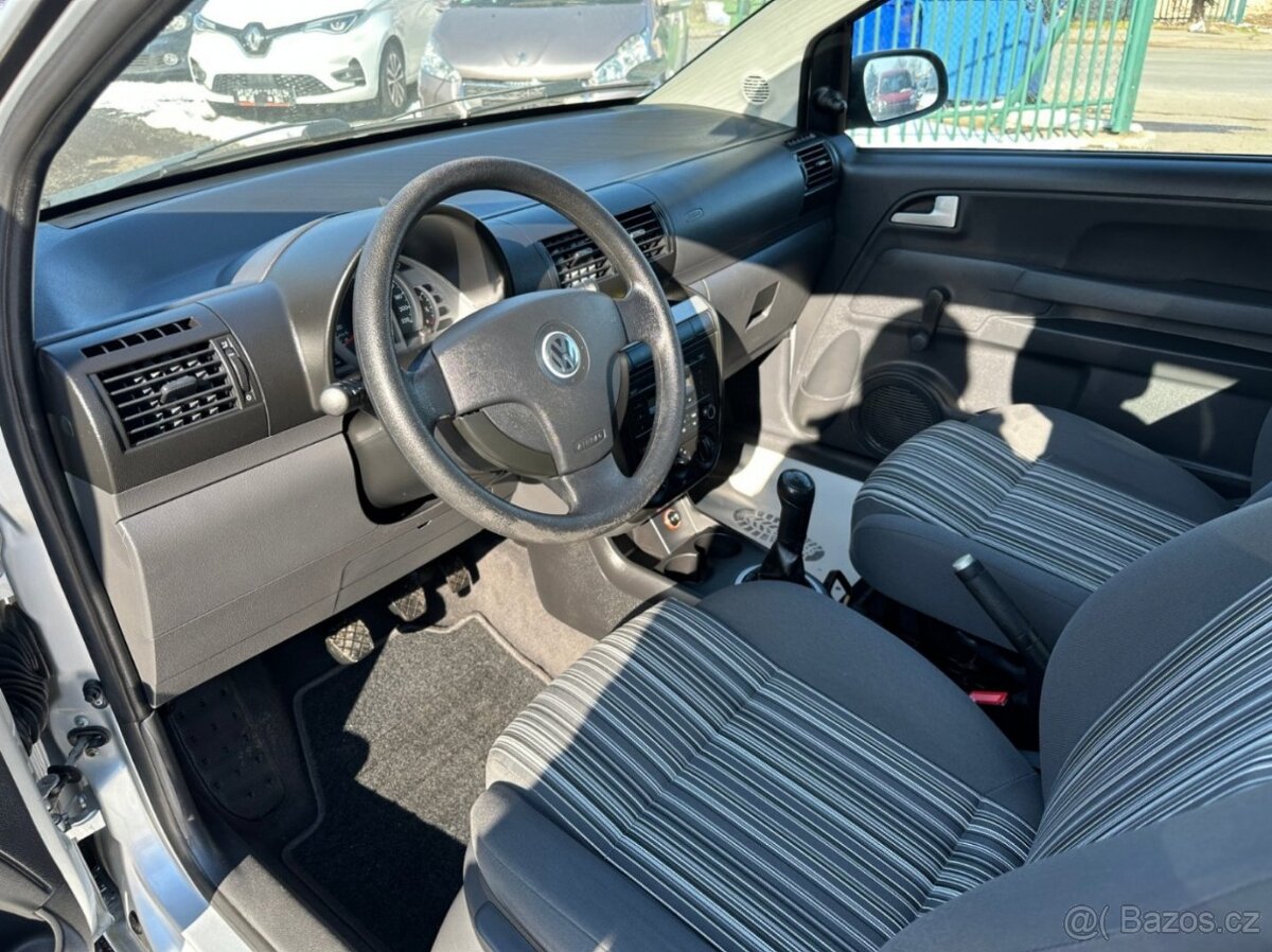 Nabízíme Volkswagen Fox 1.2 40kw - 11