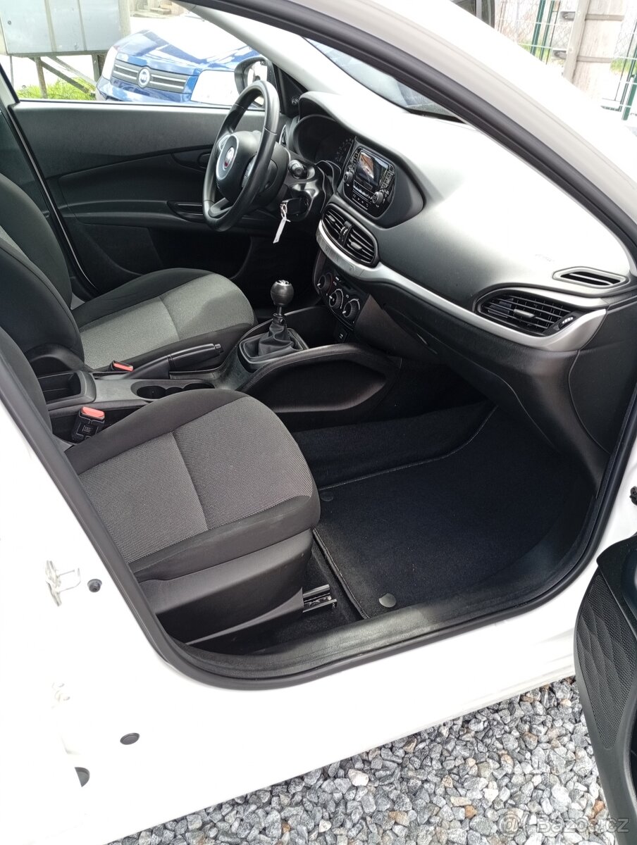 Fiat Tipo sedan 1,4 - 11