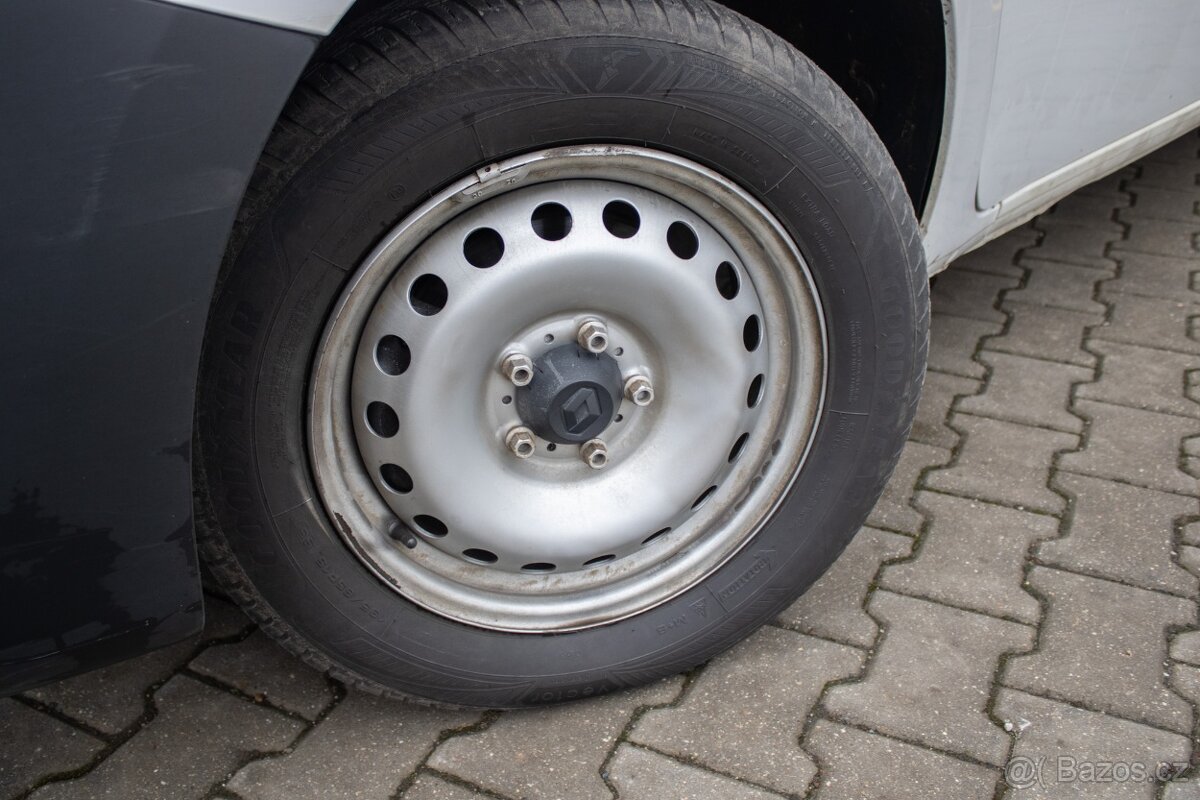 Renault Kangoo 1.5 dCi - 11