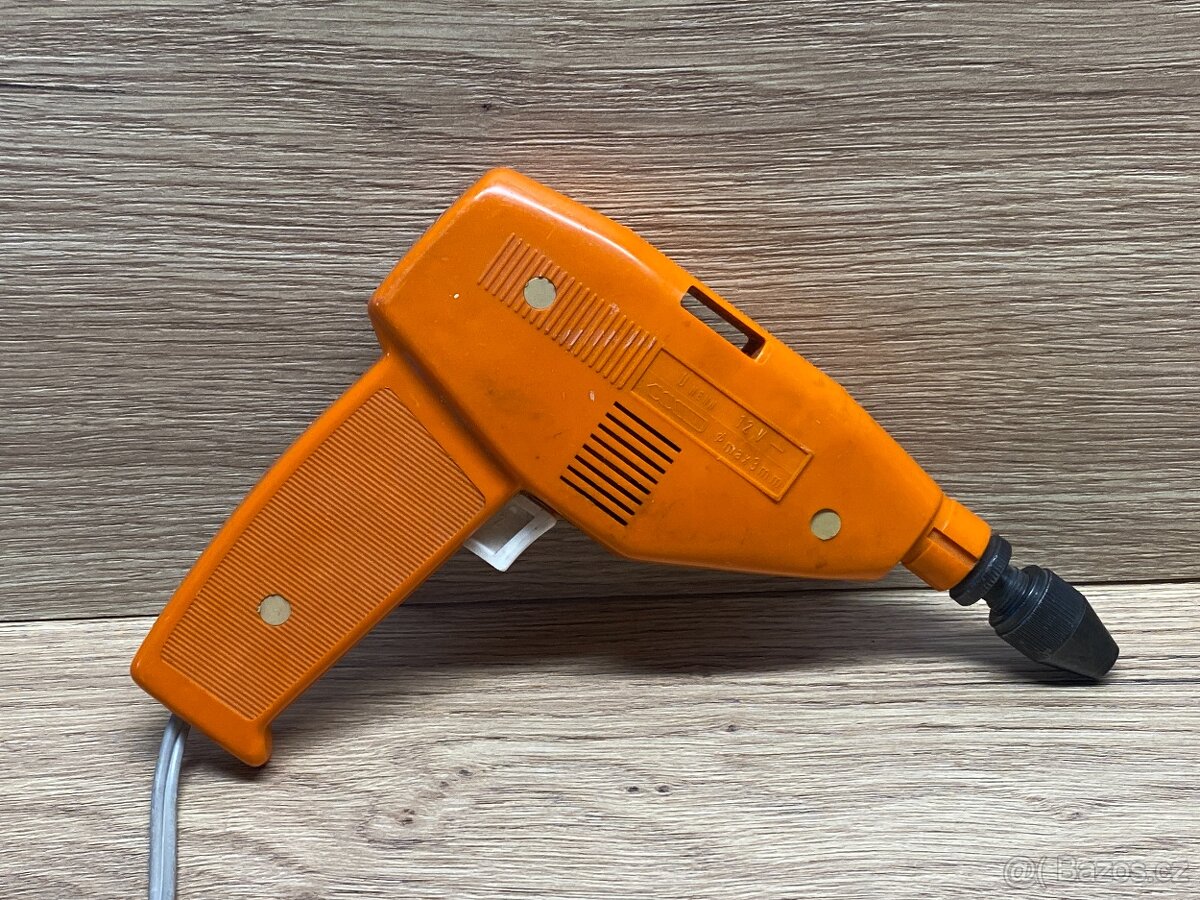 stará hračka vrtačka staré hračky mechanické PIKO - 11