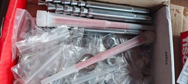 sloupový jeráb Vetter 125 kg - 3 m r. 2011 - 11