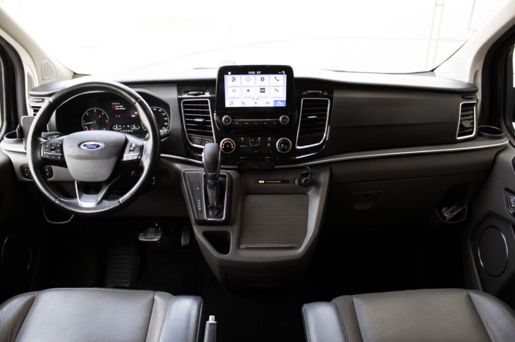 Ford Tourneo Custom L2 Titanium X z roku 2019 - 11