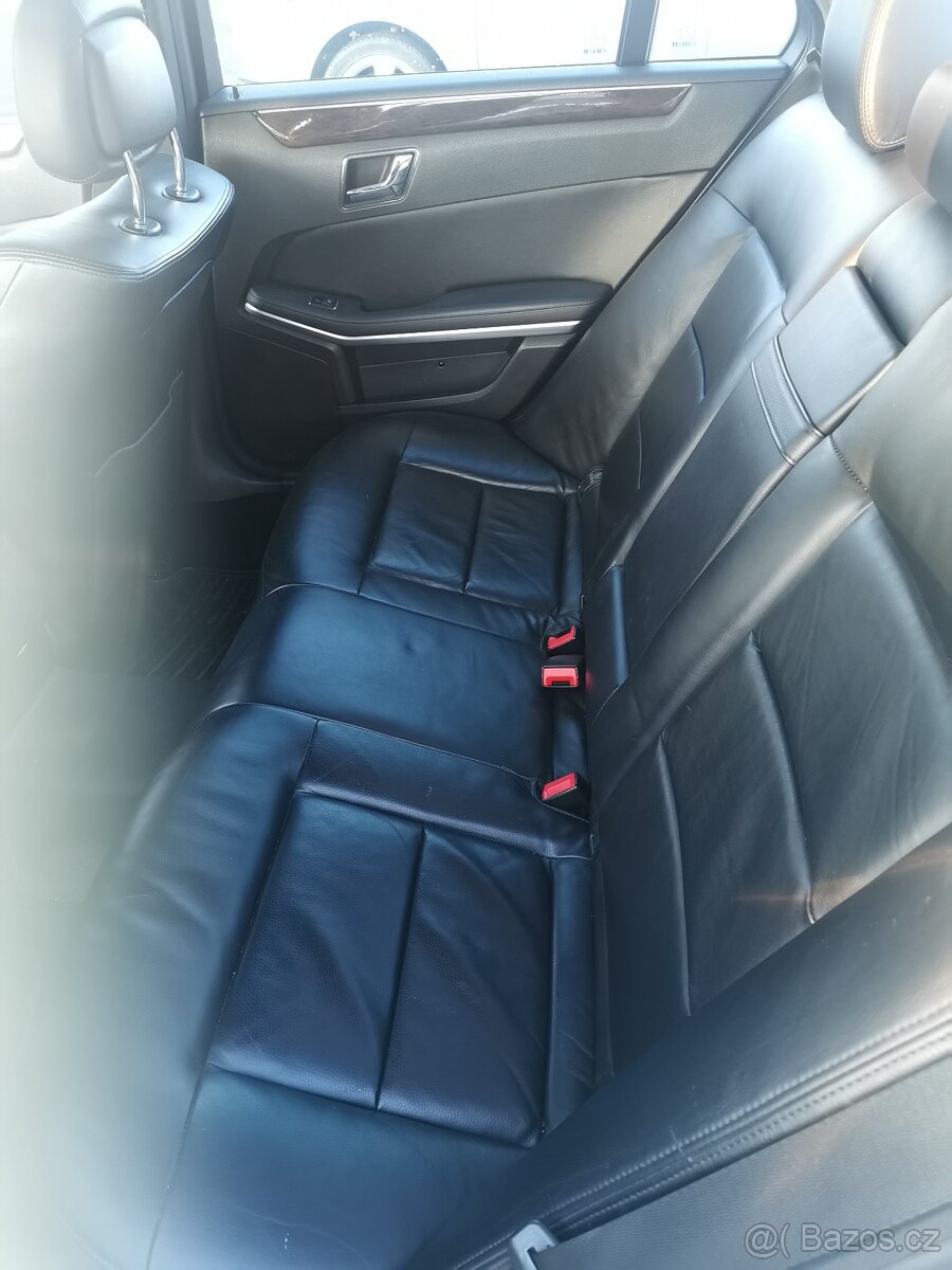 Mercedes E200 CDI - 11