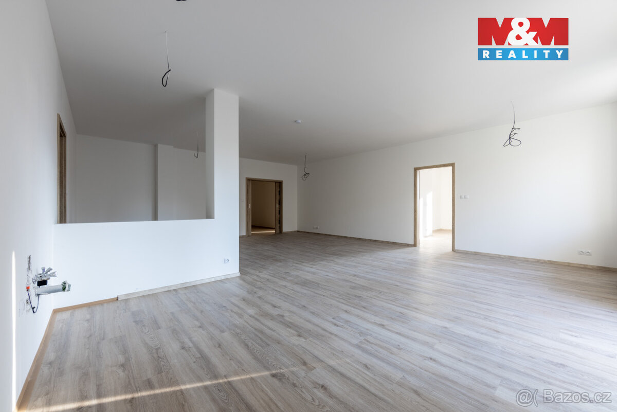 SLEVA Prodej bytu 5+kk, 175 m², Cheb, ul. Břehnická - 11