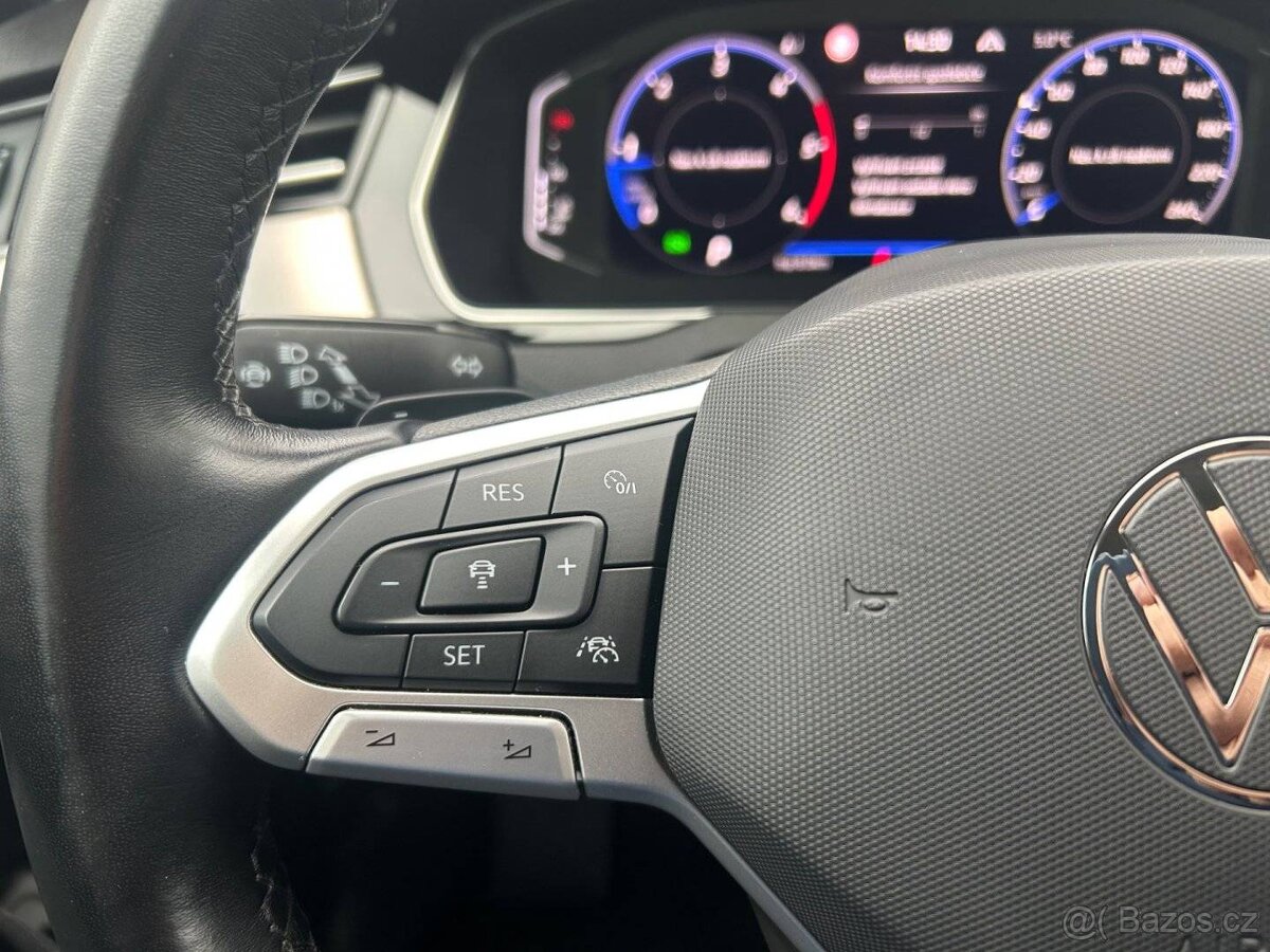 Volkswagen Passat, 2.0 TDi R-Line/DSG/ACC/DPH - 11