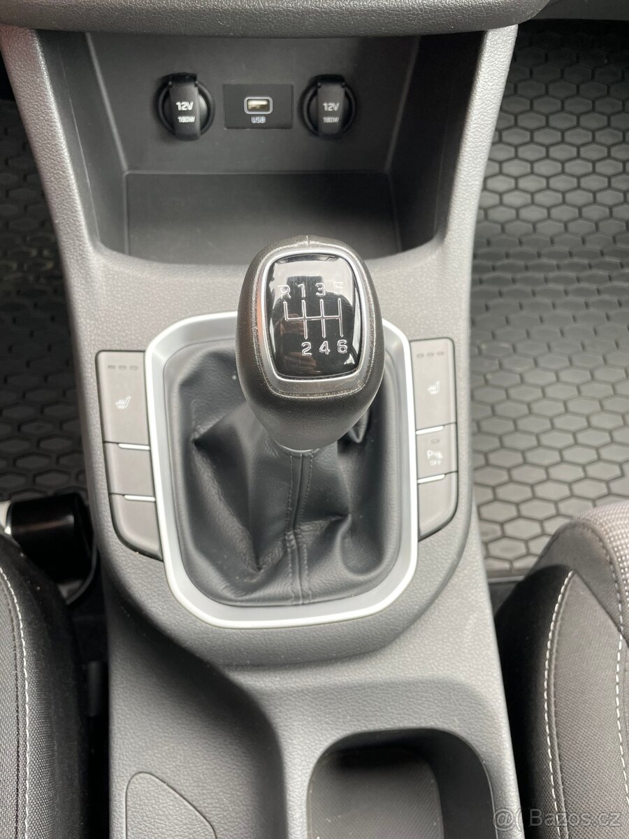 Hyundai I30 1.6 CRDI 2021 včetně DPH - 11