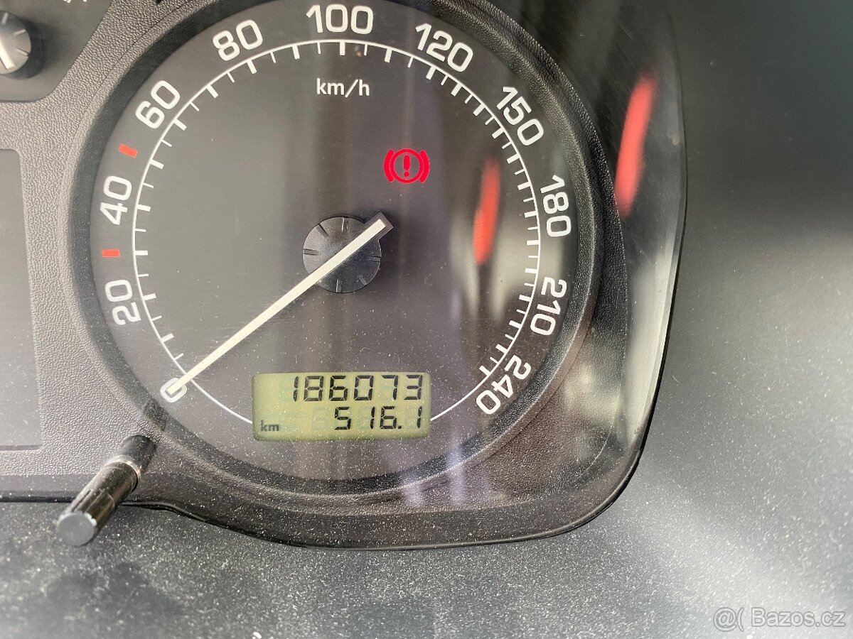 Škoda Octavia I kombi Tour 1.9 TDI, 74 kW, r.v. 2009, klima - 11