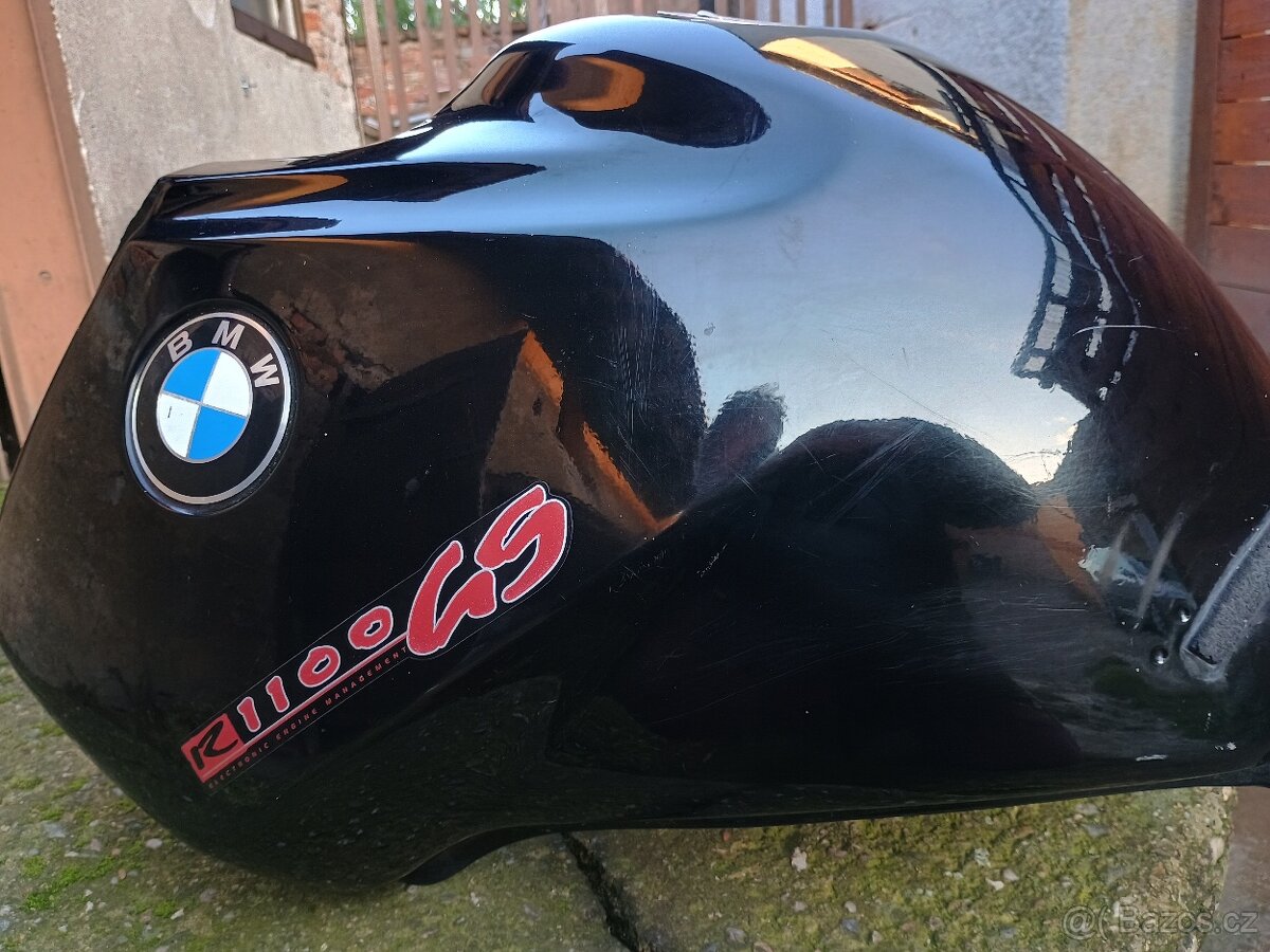 BMW r1100gs díly - 11