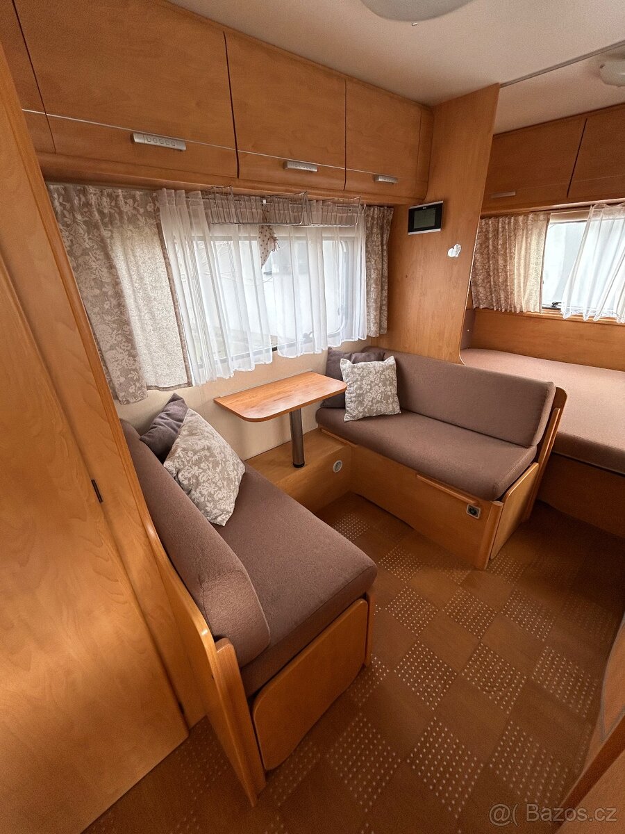 Karavan Caravelair 486, r. 2009 - 11