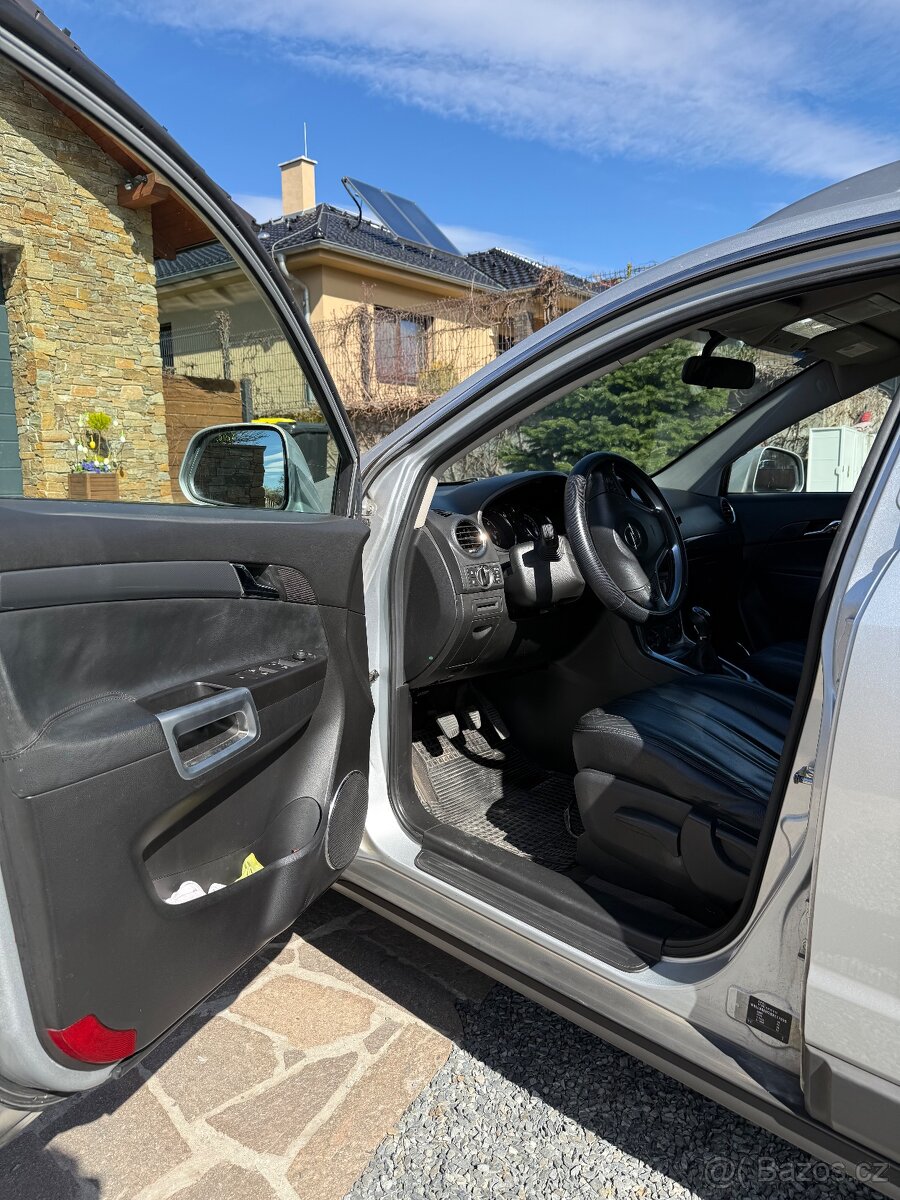 Opel Antara 2.2 CDTI + sada kol - 11