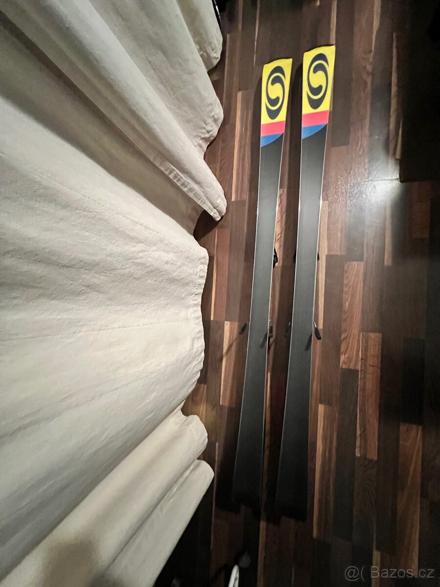 Sjezdové lyže Salomon - 11