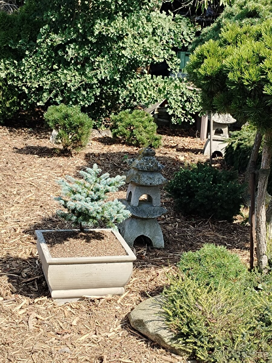 Antický betonový květináč - 11