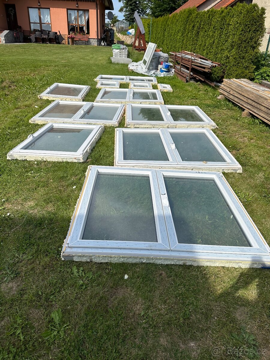 Prodám plastová okna PKS - 11