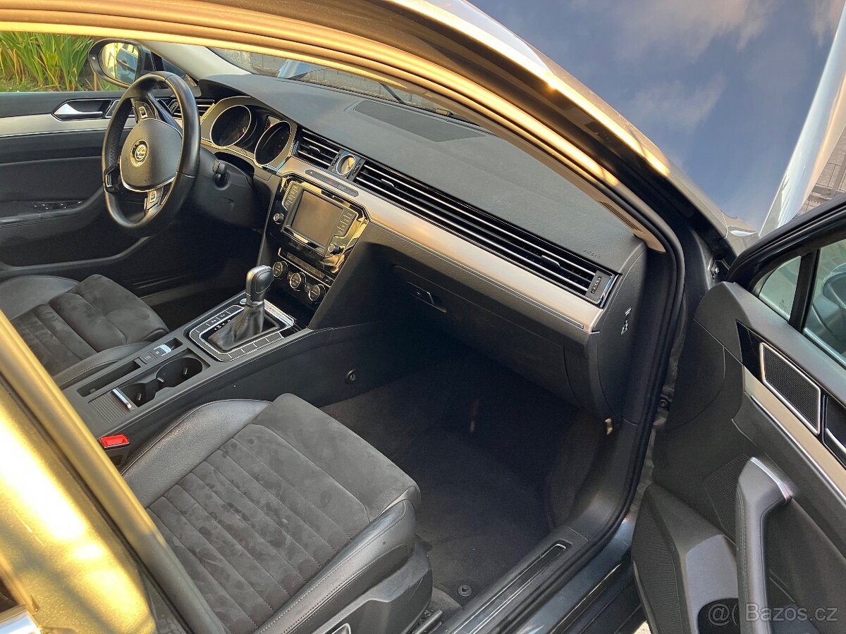 VW PASSAT COMBI 4MOTION 2016 - 11