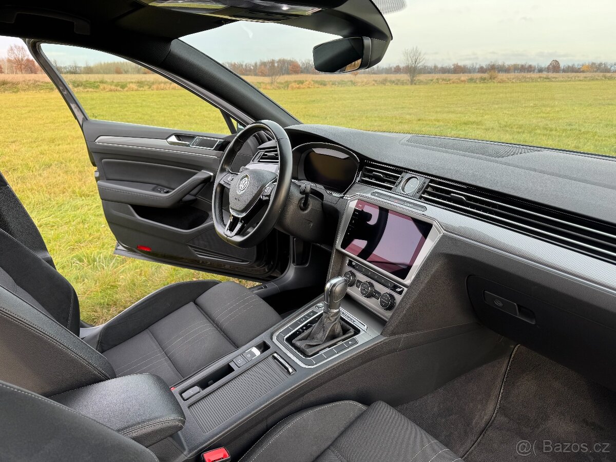 VW Passat Alltrack 2.0 TSI 162 kW 4Motion DSG r.v. 2018 - 11