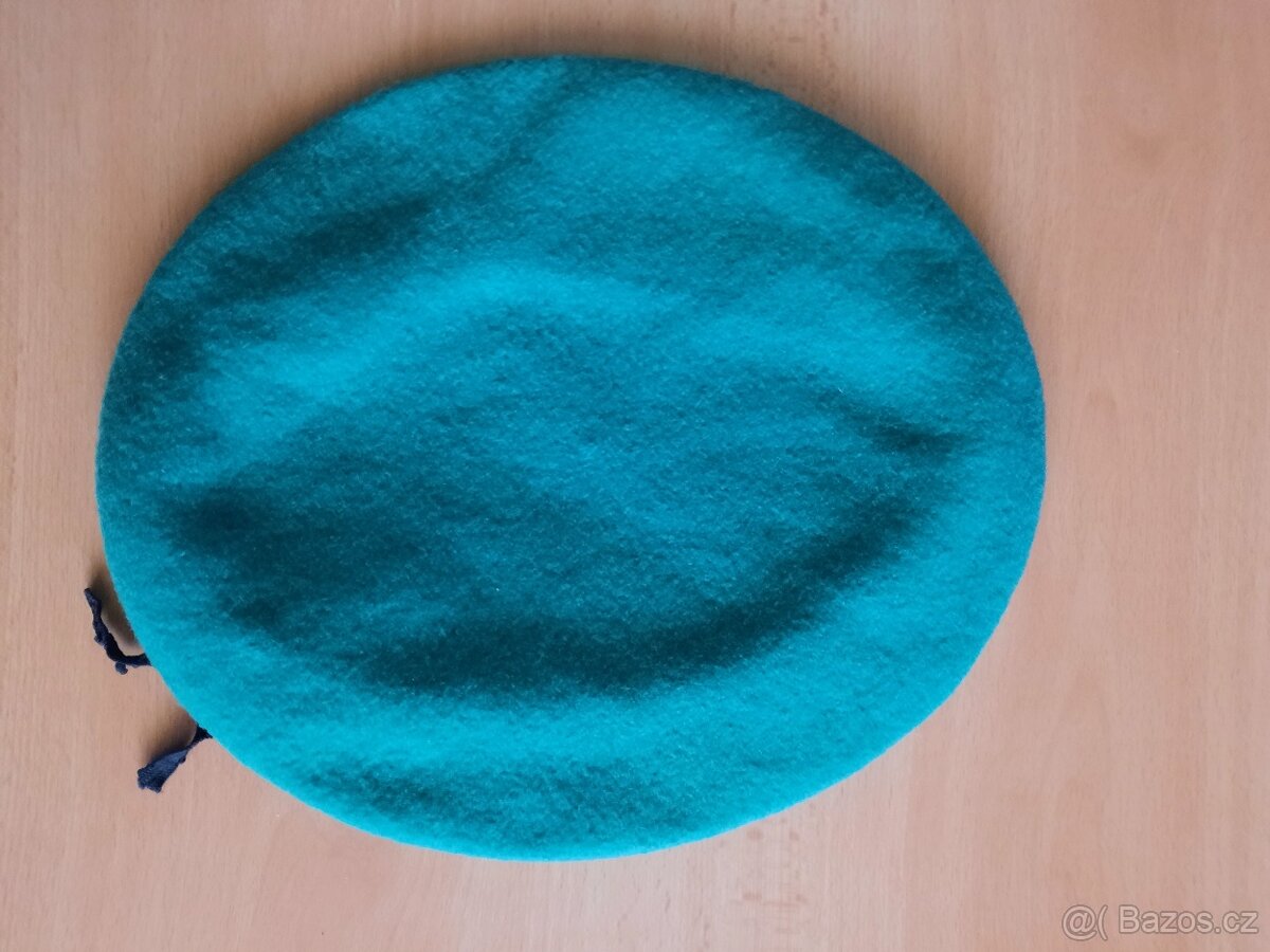 Prodám výsadkářská blůza a červený baret vzor 60 - 11