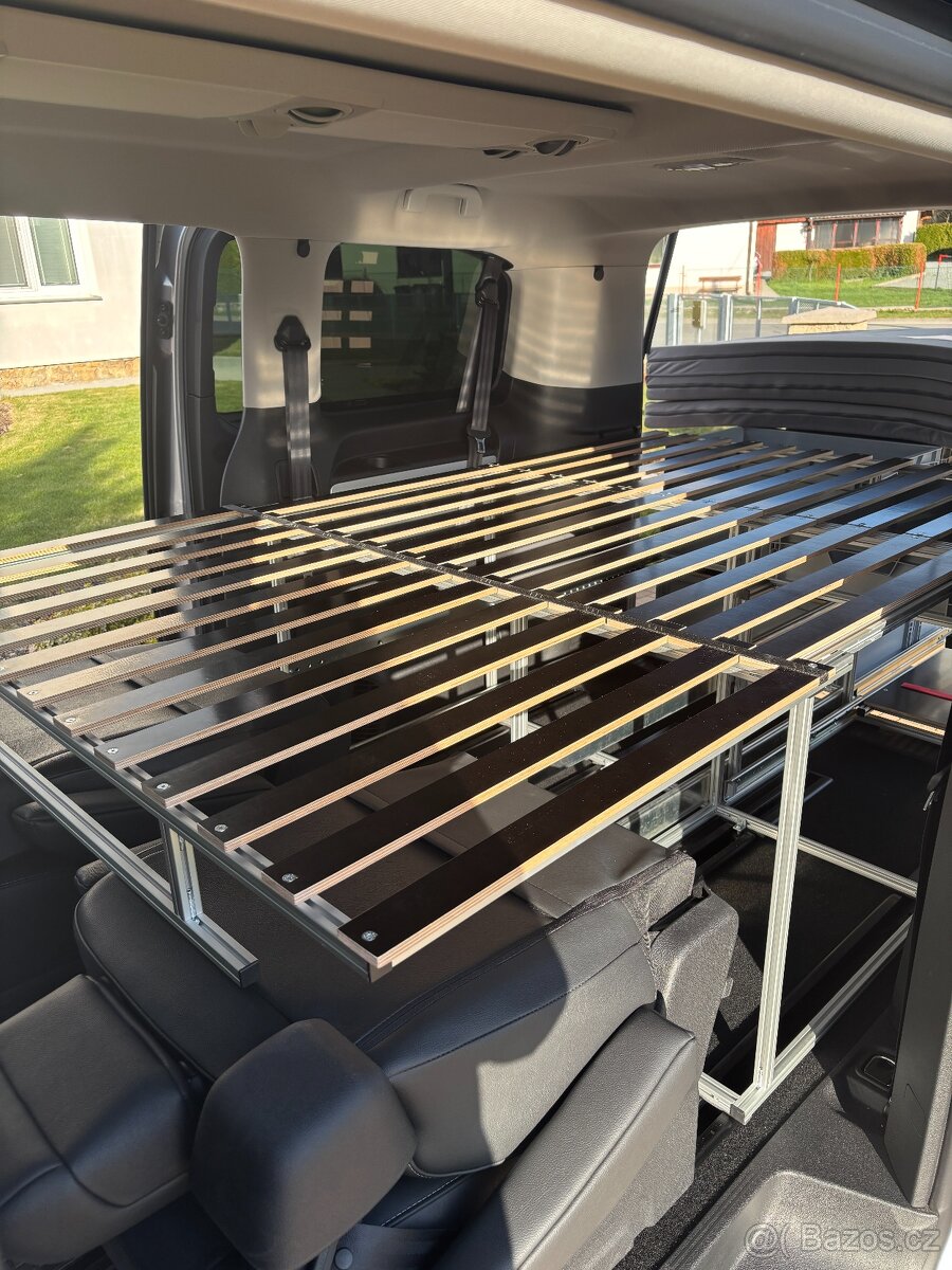 Kempovací vestavba do dodávky - 11