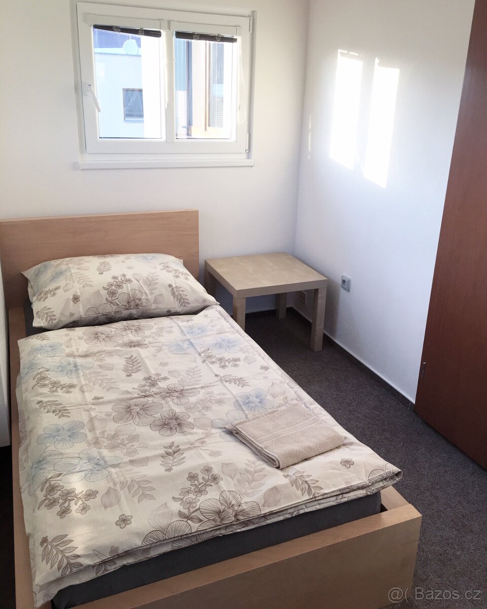 Ubytování v kompletně vybaveném domě pro max. 9 oso - 11