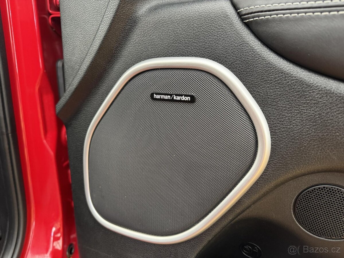 Jeep Grand Cherokee, 6.4 SRT 344kw - 11