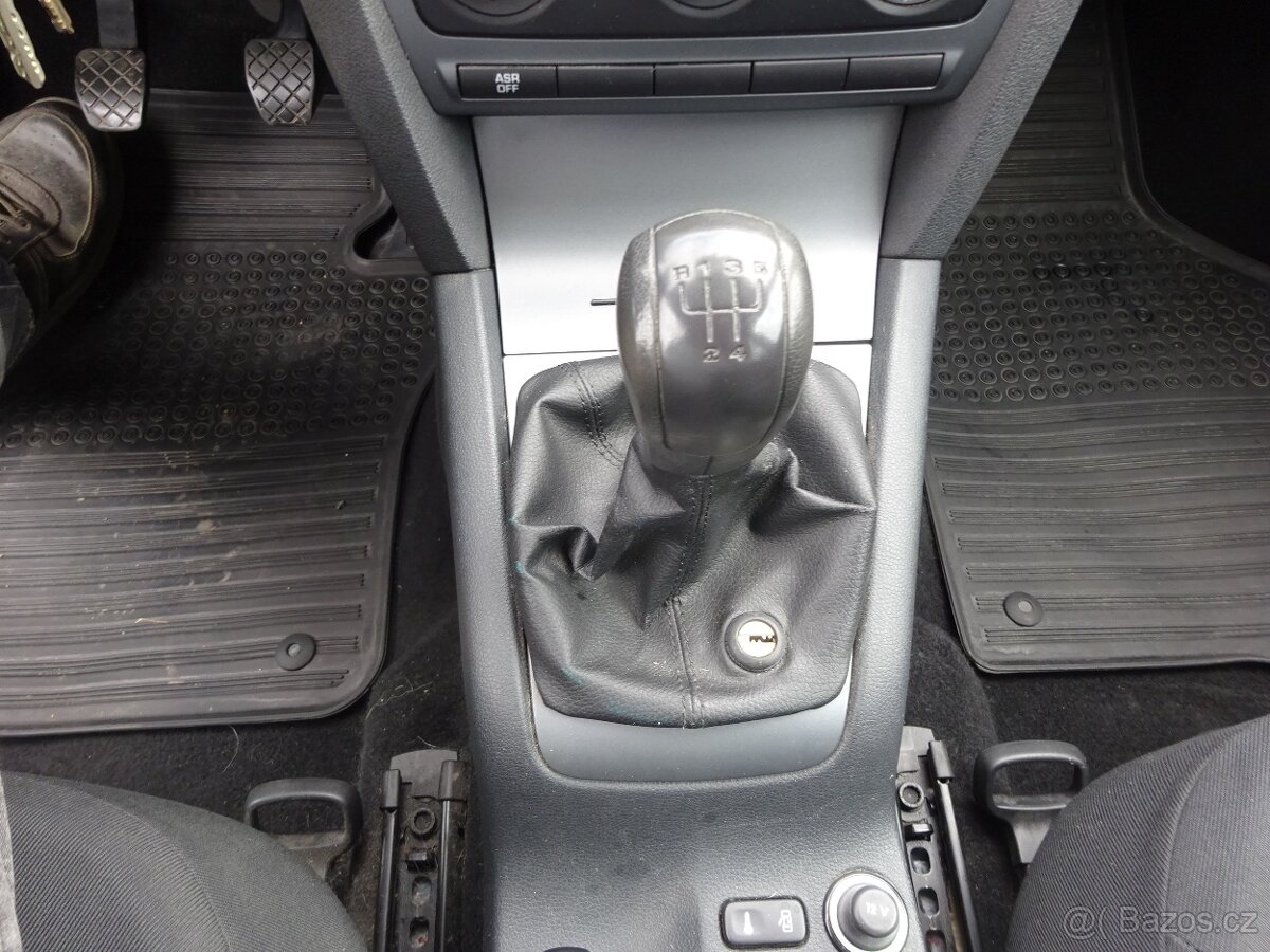 Škoda Octavia 1.6 MPI r.v.2011 (75 kw) serviska - 11