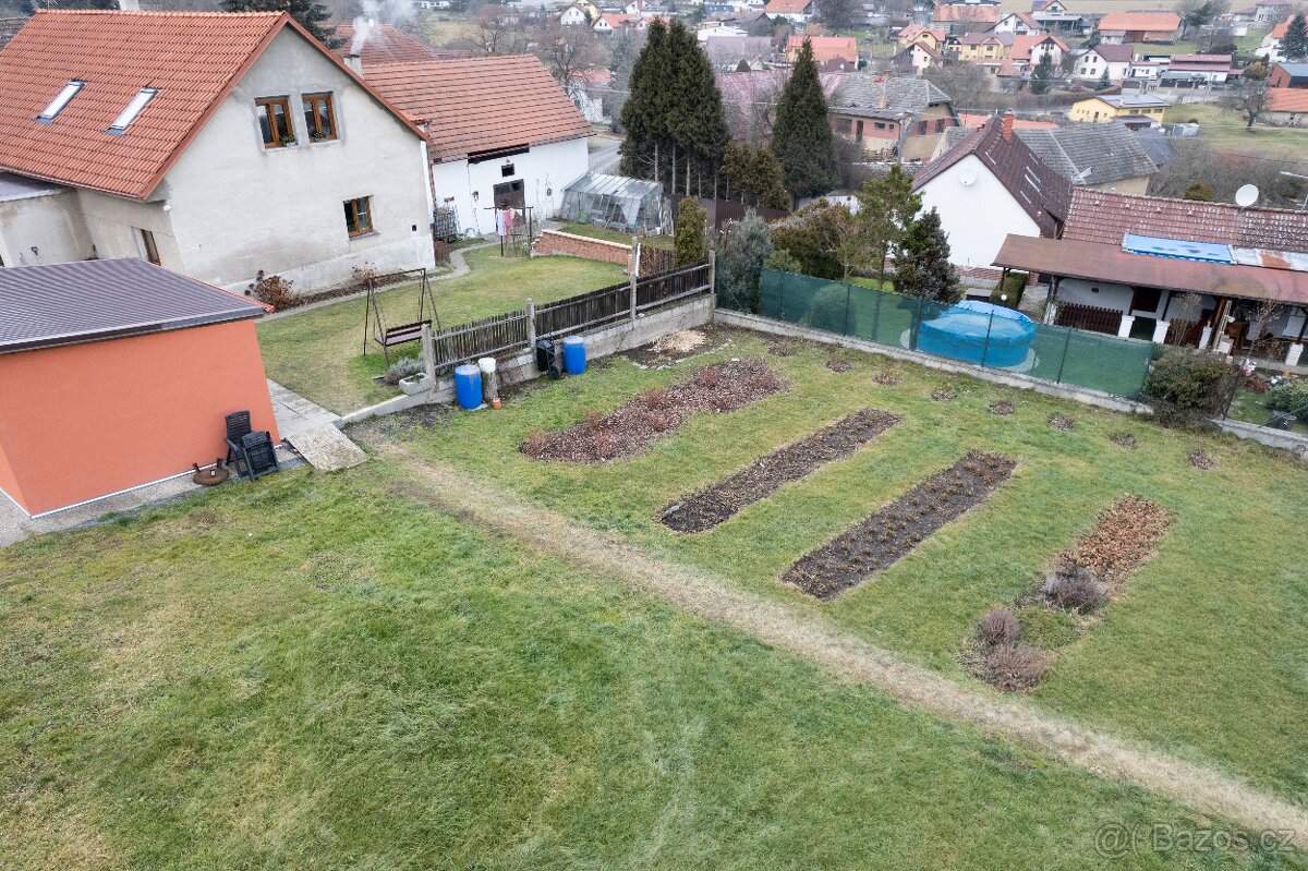 2038m2, Stavební pozemek, kompletně zasíťováno - 11