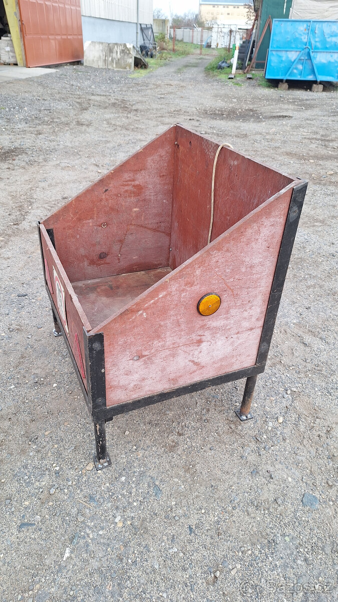 nosič nářadí za malotraktor - 11