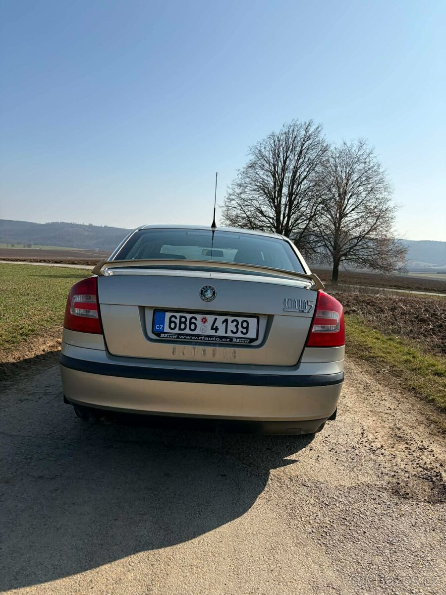 Škoda Octavia 2 1.9Tdi - 11
