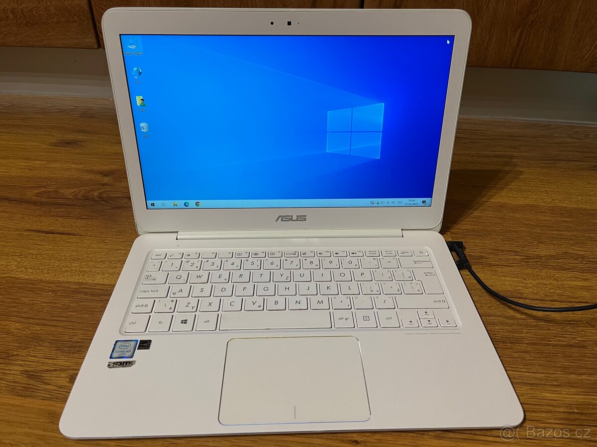 Notebook Asus UX305C - 11