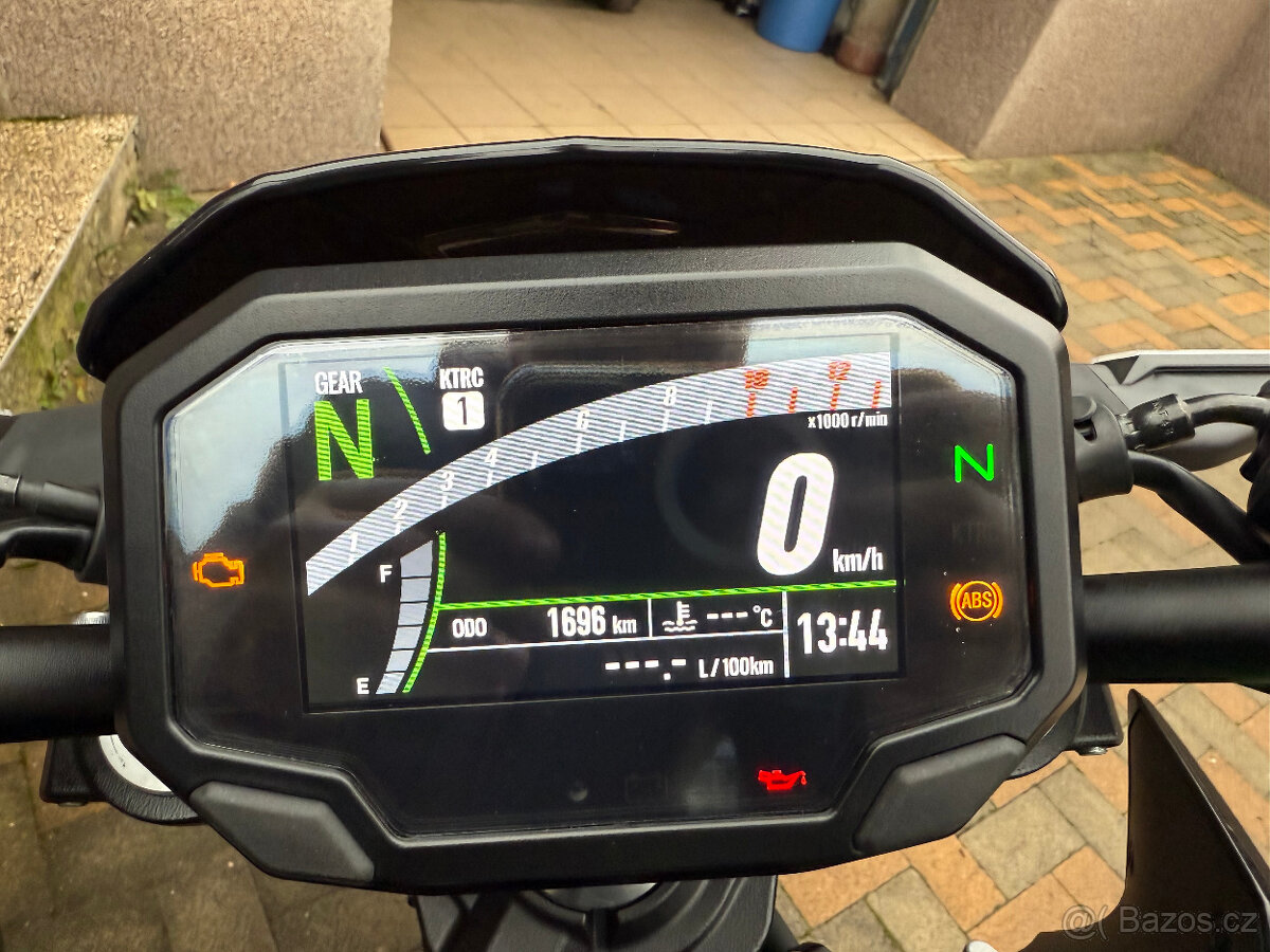 Kawasaki Z 650 2025 35kW - 11