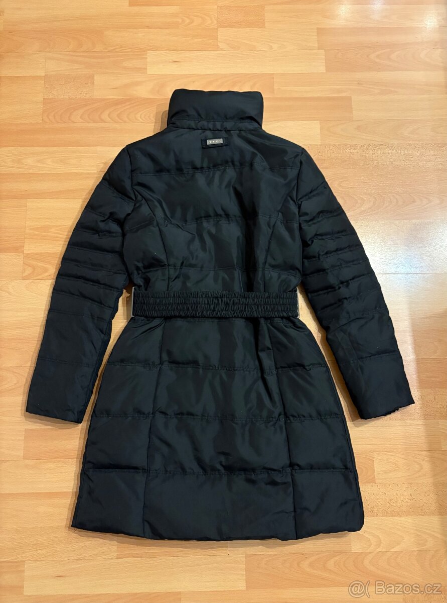 Černá péřová bunda, vel. M - 11