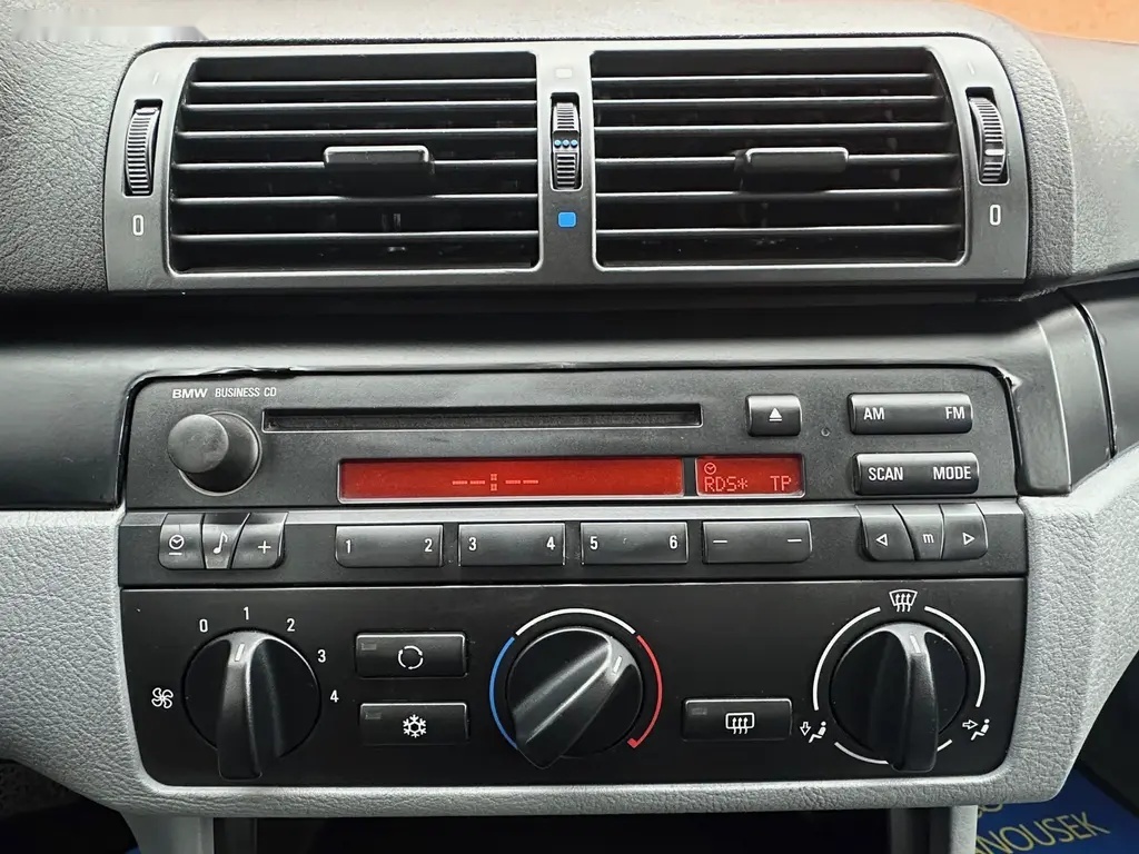 BMW Řada 3, 316Ti 85KW automat,nová TK - 11