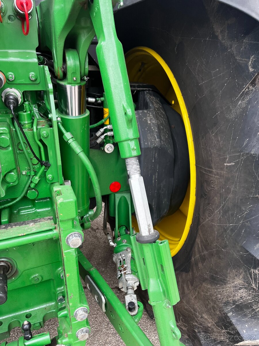 traktor John Deere 6R 250 - 11