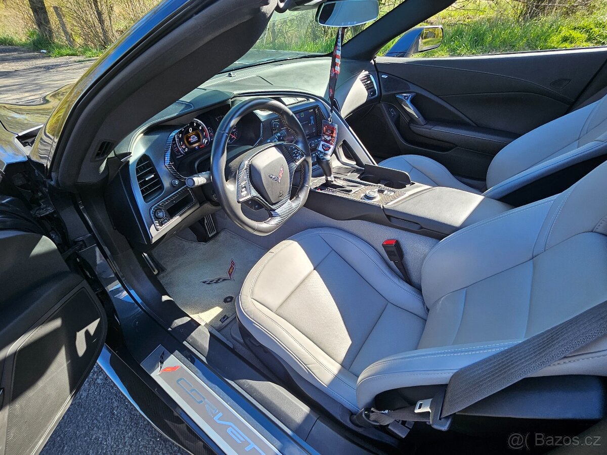 Chevrolet Corvette C7 Stingray Targa - 11