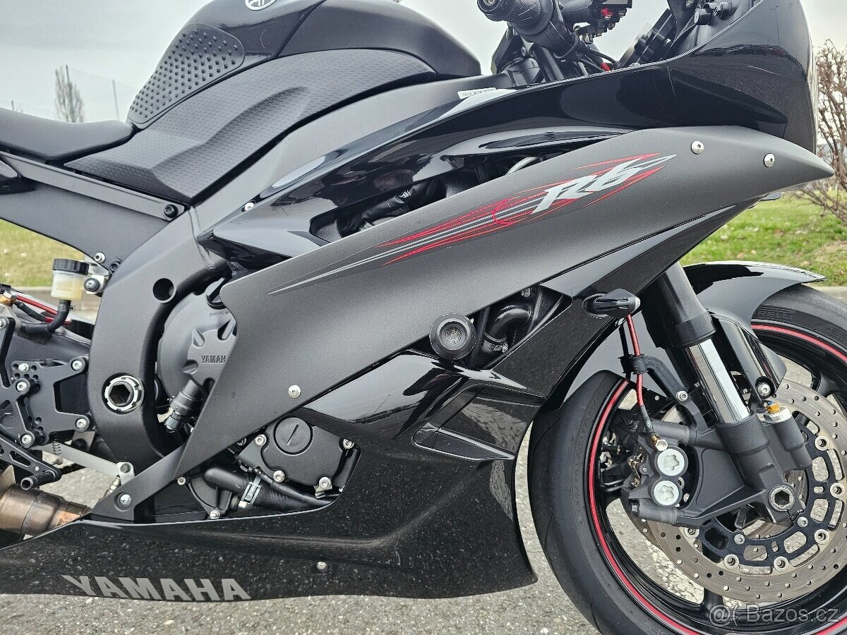 Yamaha R6 2006 - 11