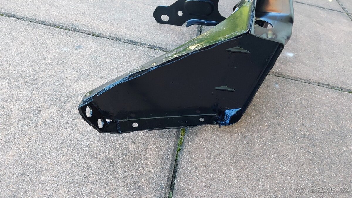 Nissan Terrano 2 – Výztuha nárazníku - 11