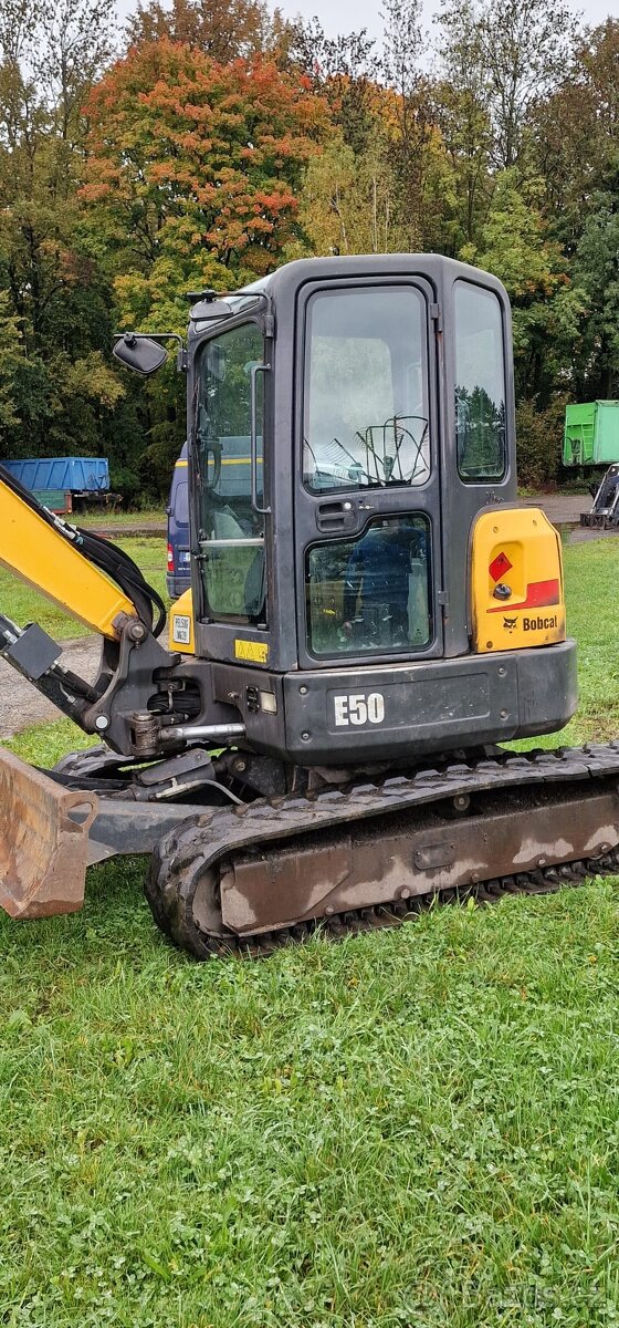 Bobcat E50 - 11