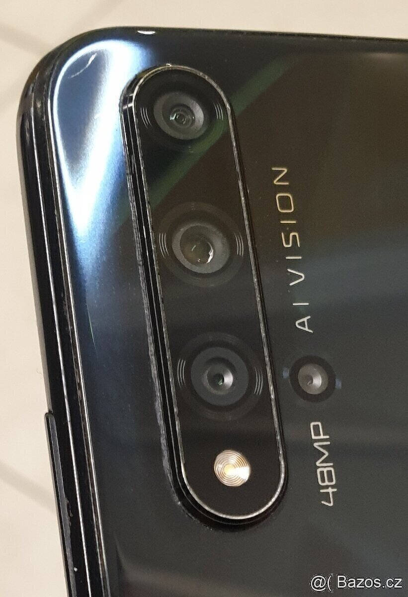 HONOR 20 4G 6GB/128GB + 4ОО GB SDXC + EXTRA BALENÍ - 11
