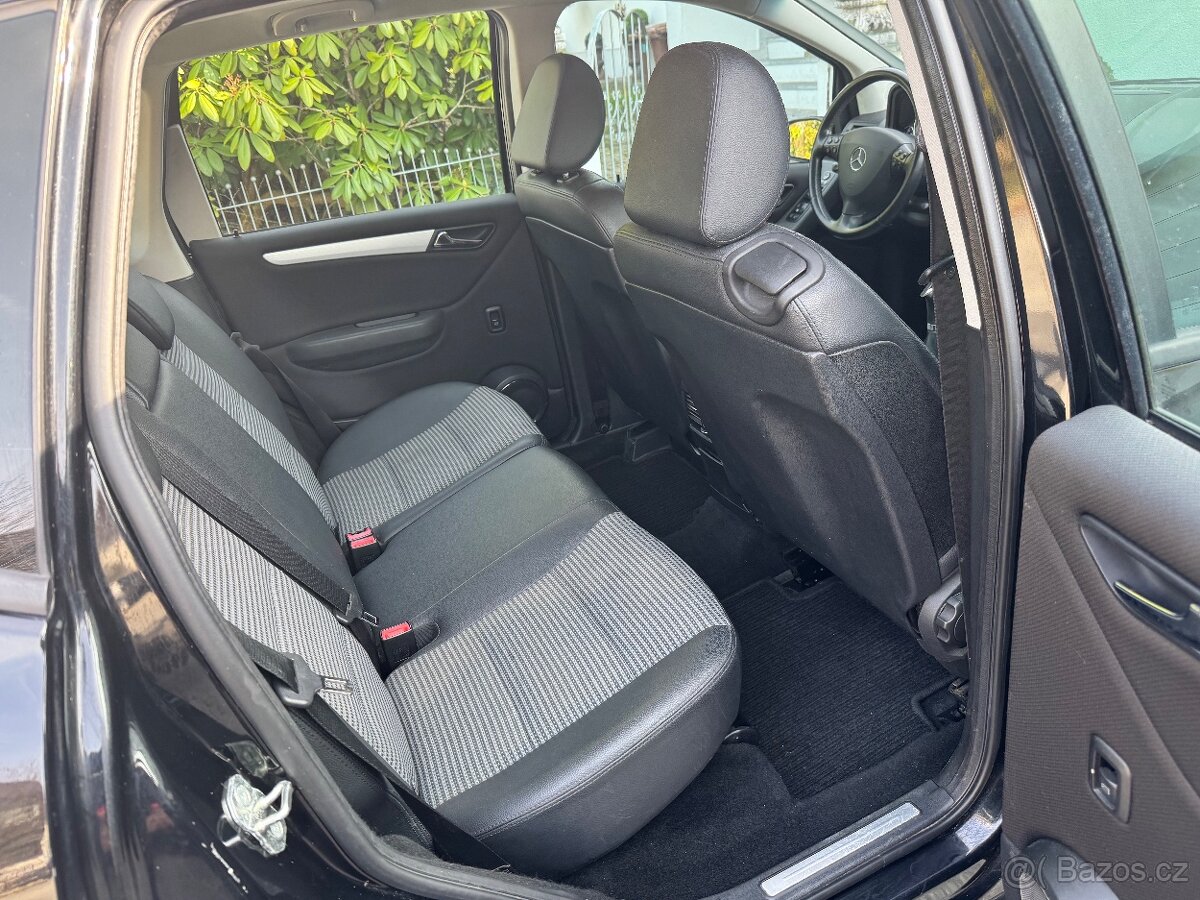 Mercedes Benz A200 Avantgarde - 11