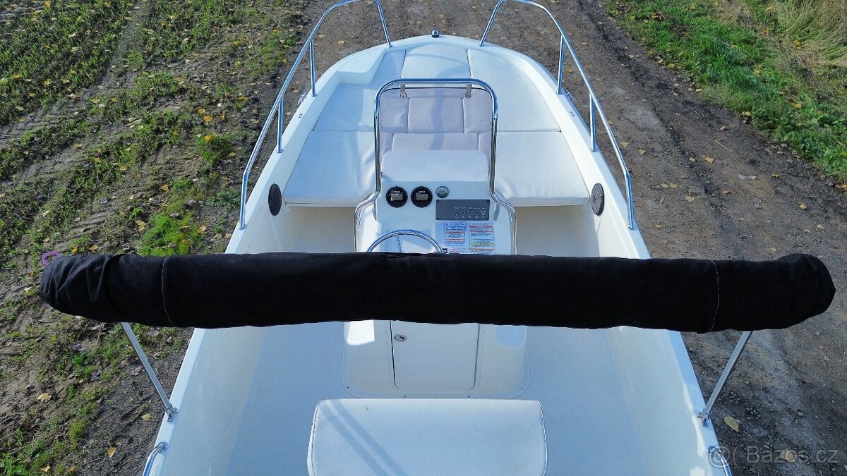 Prodám motorový člun BAYLINER CC5 + trailer - 11