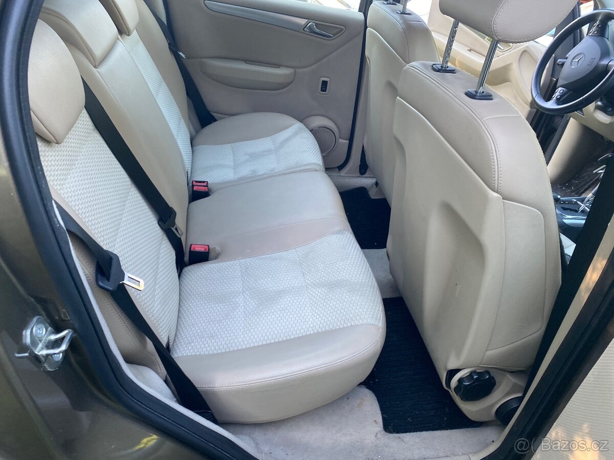 Mercedes benz W169. - 11