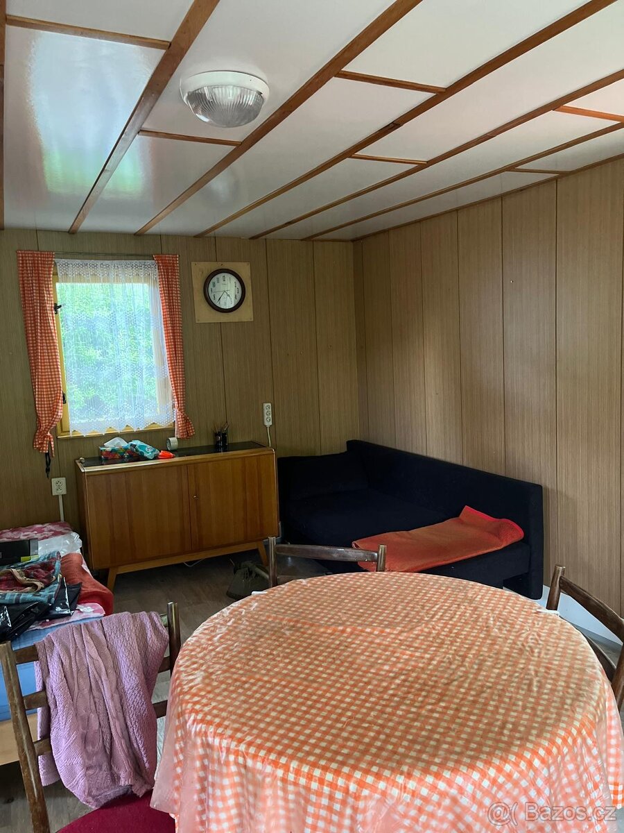 Prodej chaty u Šternberka - 11