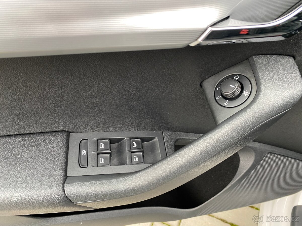 Škoda Octavia, 1.4 TSI 103kW-ELEGANCE-103TKM - 11