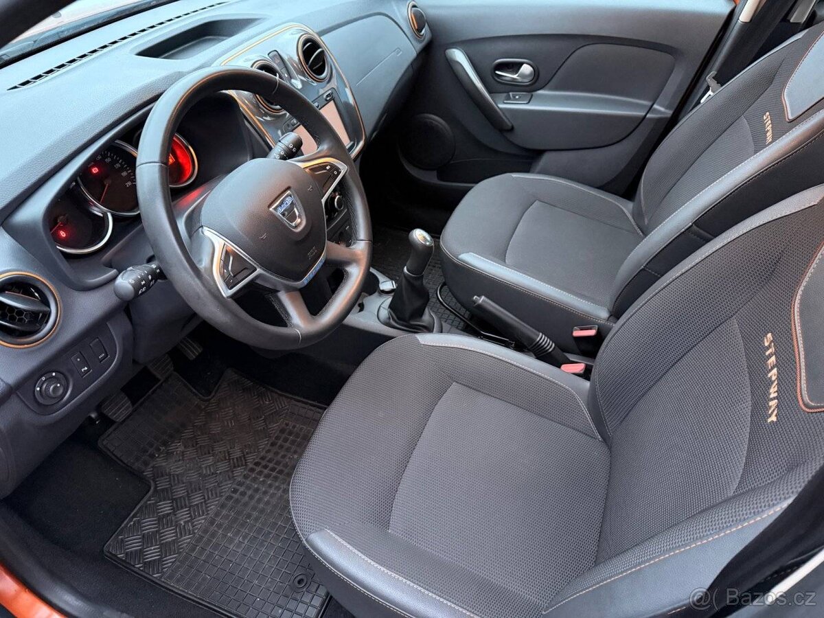 Dacia Sandero, 66kW, 1.Maj, ČR, SERVIS DACIA - 11