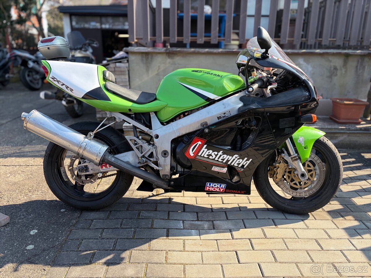 Kawasaki Zx7r - 11