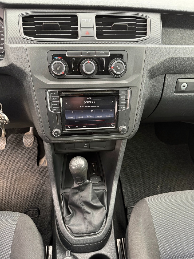 VW Caddy MAXI 2.0 TDI - 11