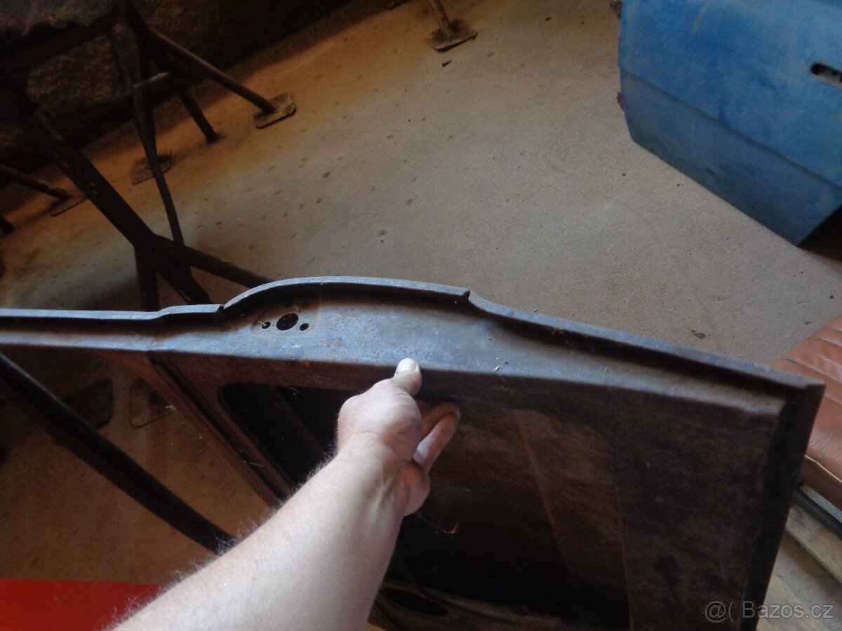 Škoda Spartak nové předni dveře original pant na čtyři šrou - 11